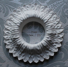 Small Overlay Leaf, Plaster Ceiling Rose  Center "Removed Center" 224 mm / 8.82"